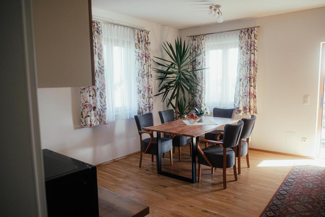 Gaestehaus Jeindl Hartmannsdorf Bagian luar foto