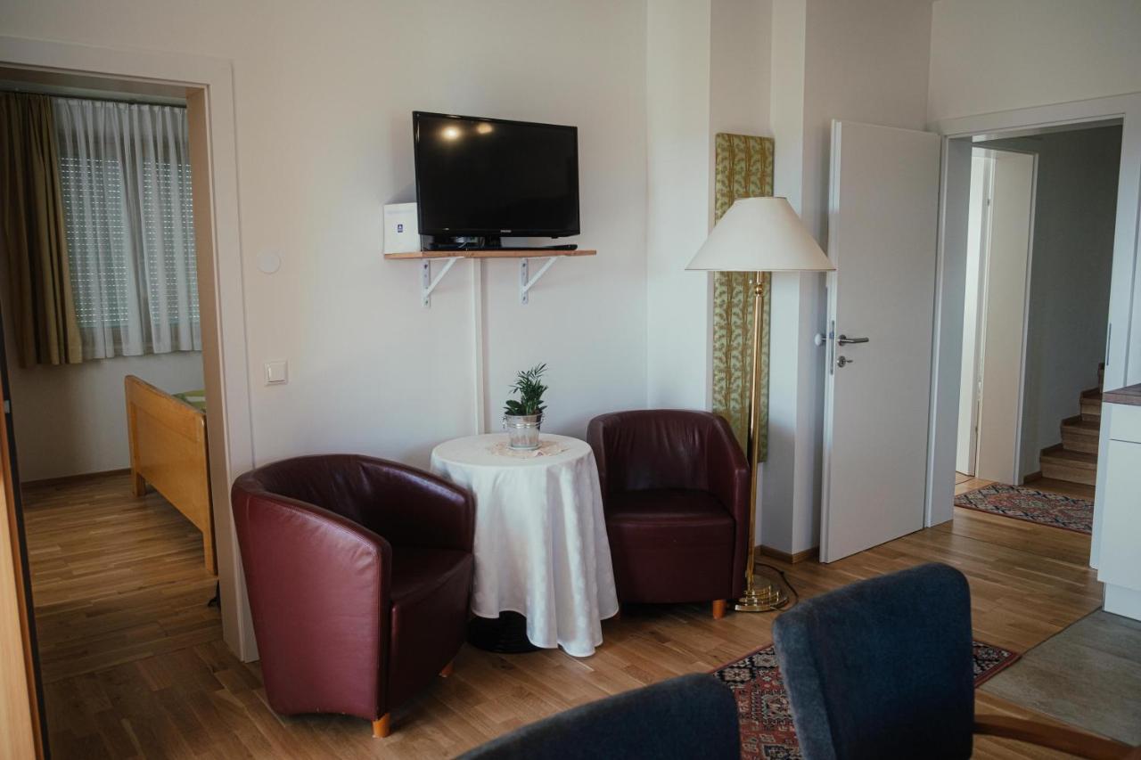 Gaestehaus Jeindl Hartmannsdorf Bagian luar foto